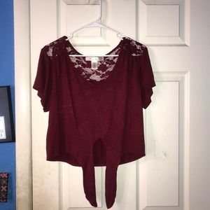 Never worn juniors shirt